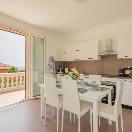 Apartment Casa Malu *